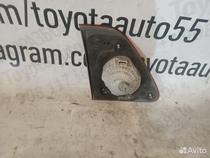 Фонарь в крышку багажника Тойота Королла Е150