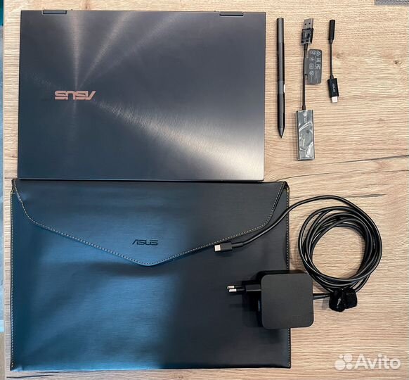 Asus ZenBook Flip oled 4K Intel 11-gen
