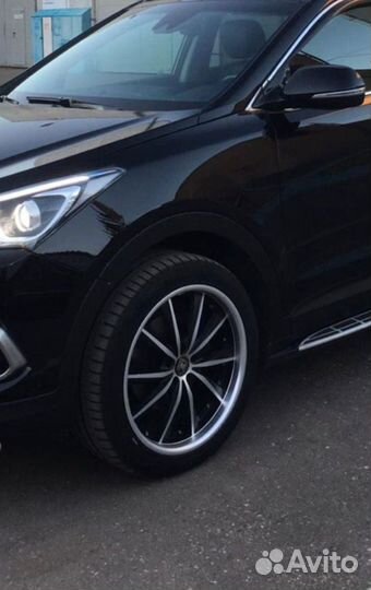 Nokian Tyres Hakka Black SUV 255/45 R20