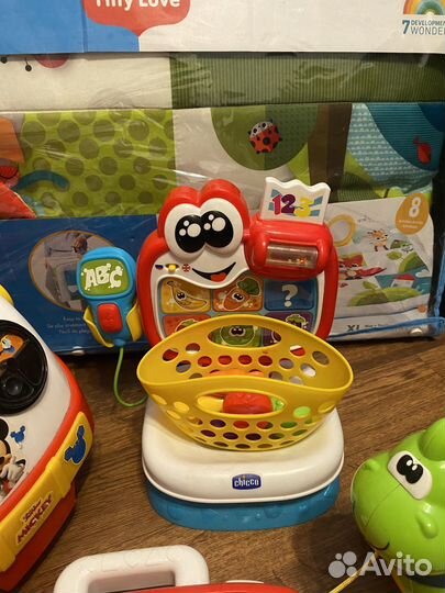 Chicco, Tiny love игрушки развивающие 3мес-3года