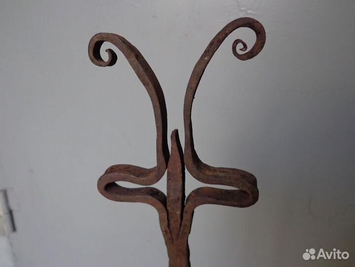 Светец старинный