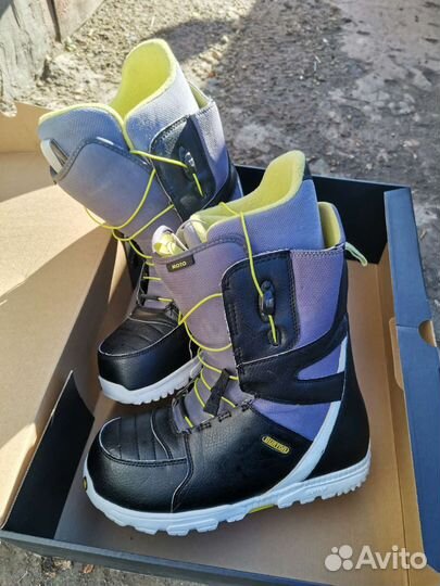 Сноубордические ботинки burton