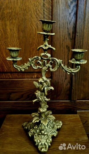 Антикварный подсвечник