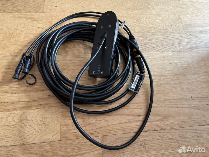 Эхолот Garmin Striker Vivid 9SV + Transducer