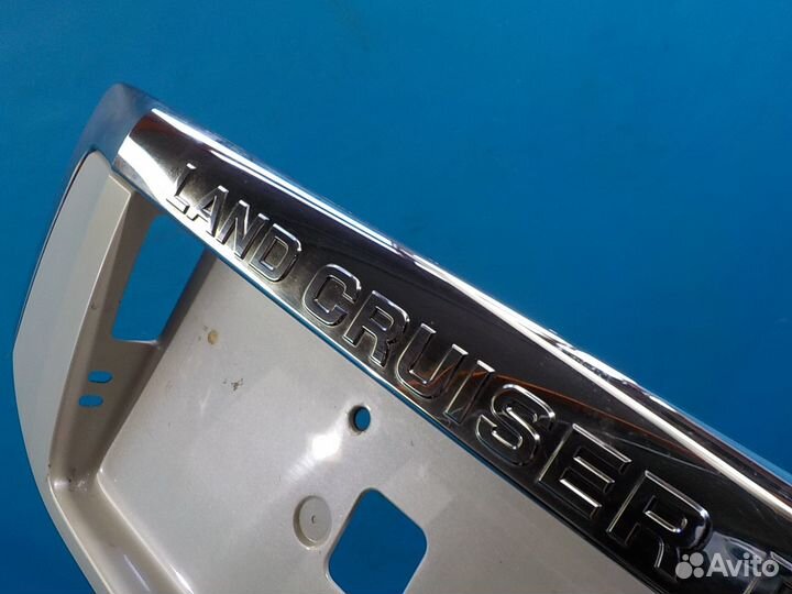 Накладка двери багажника toyota Land Cruiser Prado