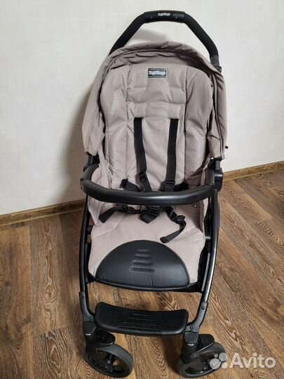 Прогулочная коляска peg perego book
