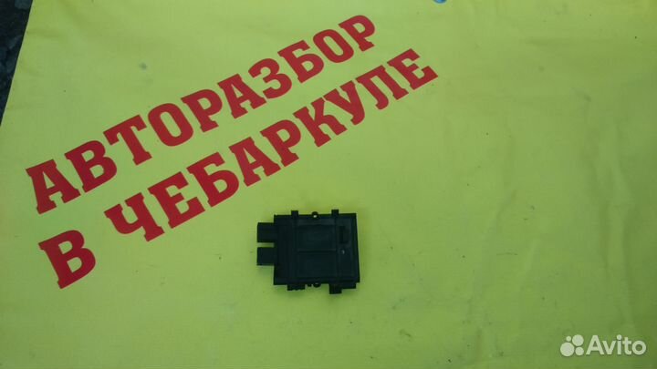 3131090041 Резистор отопителя audi 80/90