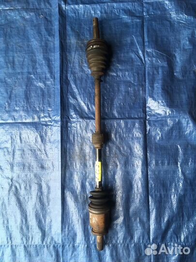 Для Nissan Primera P11 1.6L GA16 привод правый