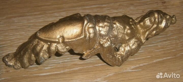 Художественный литой элемент из металла