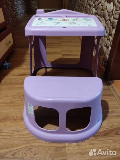 Детский стол и стул