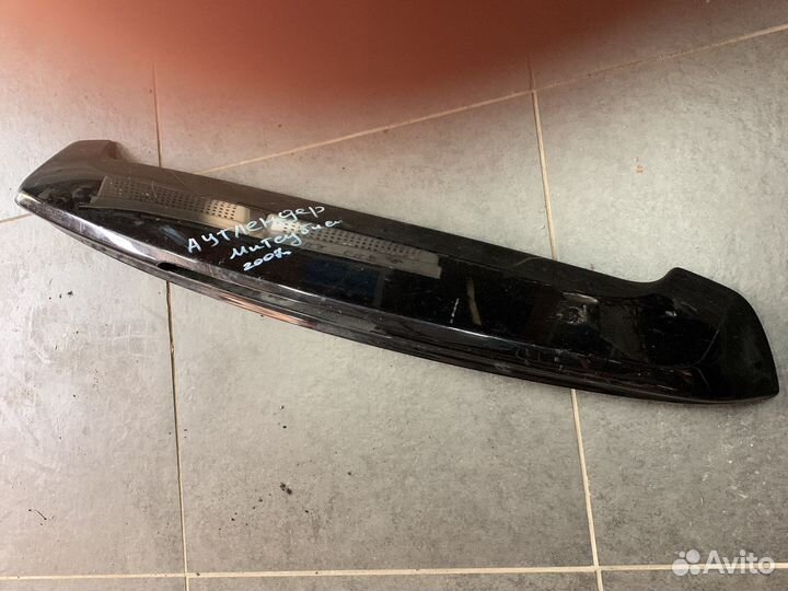 Спойлер mitsubishi outlander