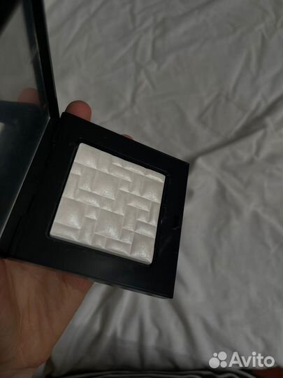 Bobbi brown хайлайтер