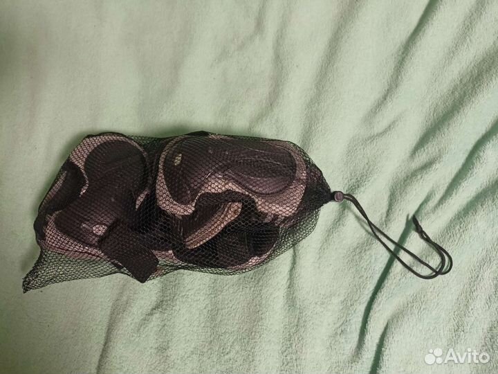 Защита для роликов, S