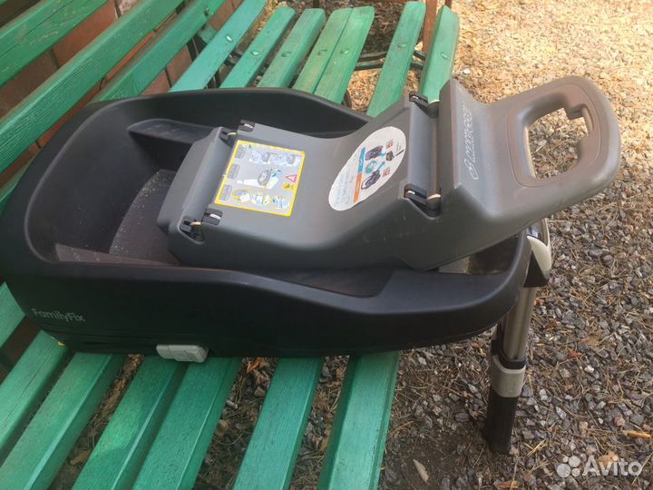 База Maxi-Cosi для детского креслв