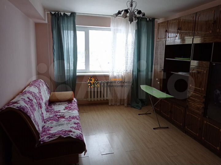2-к. квартира, 52 м², 4/6 эт.