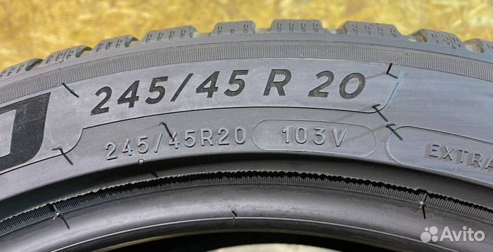 Michelin CrossClimate SUV 245/45 R20