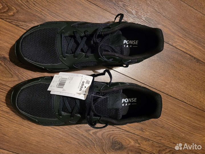 Adidas мужские кроссовки новые