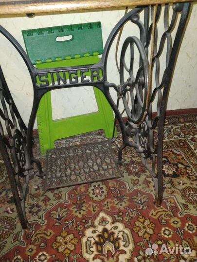Швейная машинка зингер ножная