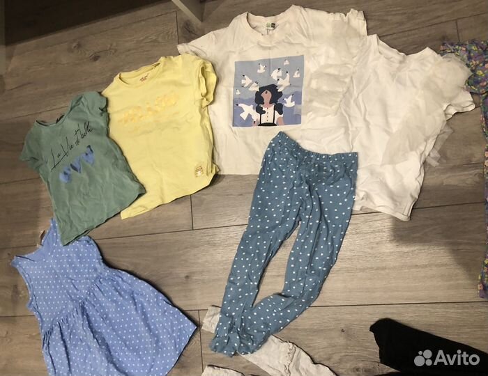 Одежда для девочки пакетом 98-104