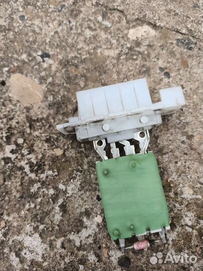 Резистор/реостат печки Opel Corsa D