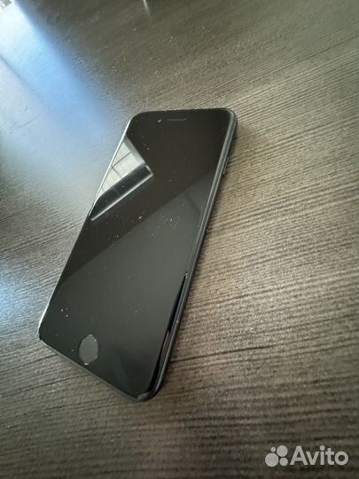 iPhone SE (2022), 128 ГБ