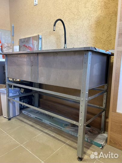 Двухсекционная раковина со смесителем, нержавеющая