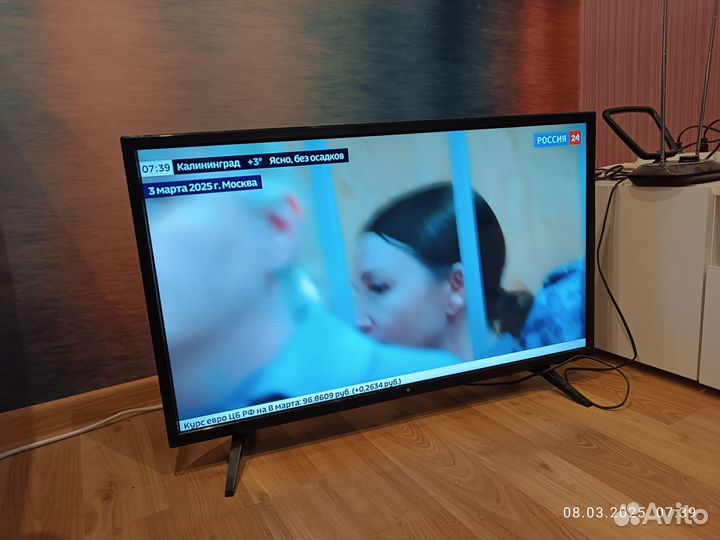 Телевизор SMART tv 32 бу