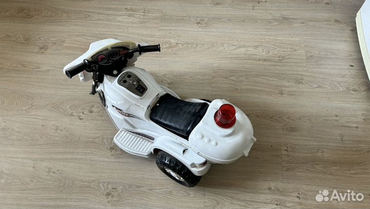 Детский электромобиль бу