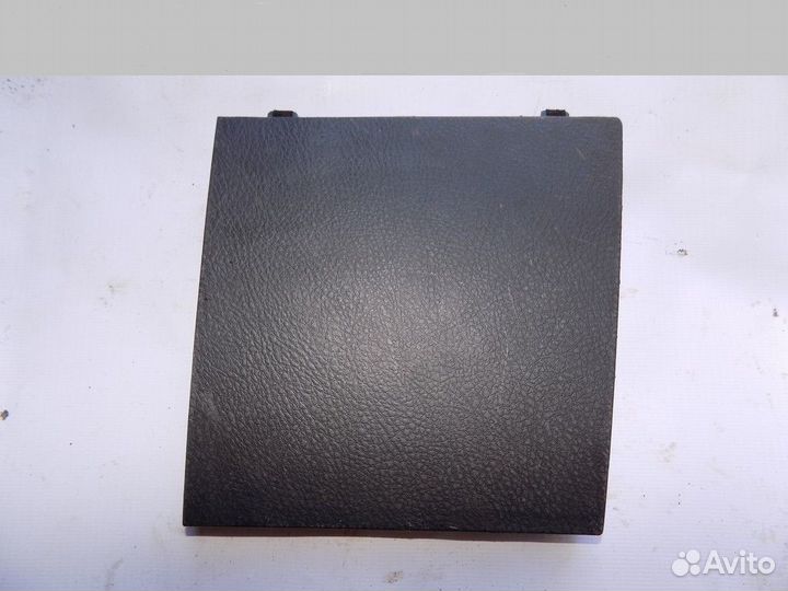 Накладка (кузов внутри) RAV 4 2006-2013