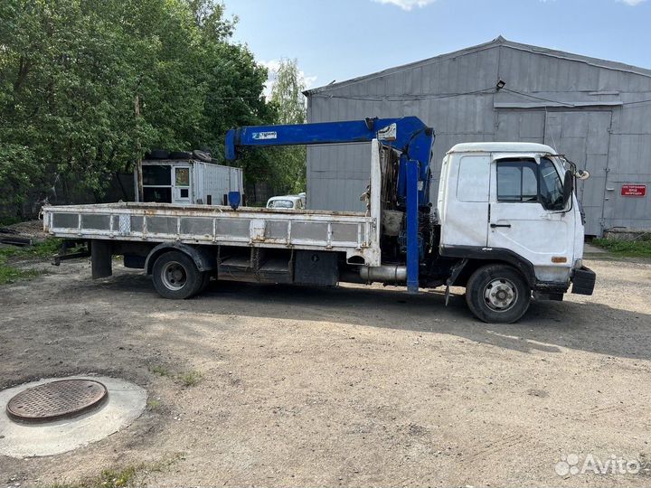 Nissan Diesel Condor 1998