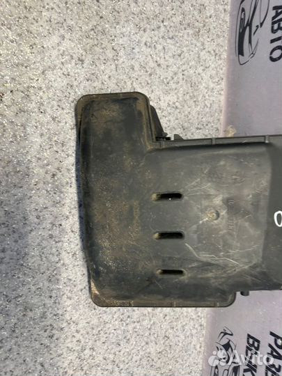 Корпус воздушного фильтра Nissan Almera G15