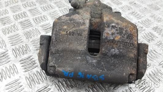 Суппорт тормозной передний правый volkswagen golf