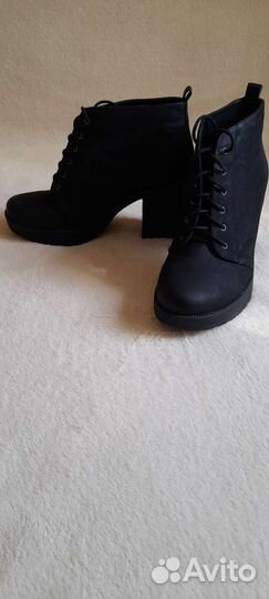 Ботинки bershka