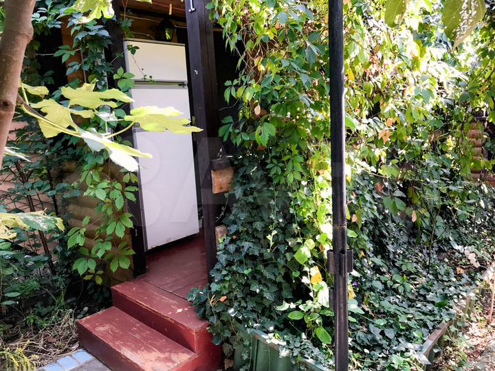 Дом 20 м² на участке 6 сот.