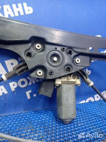 Передний левый стеклоподъемник Bmw E60 седан 2005