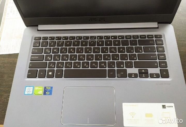 Ноутбук asus