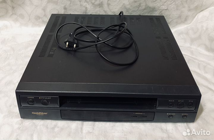 Видеомагнитофон голдстар