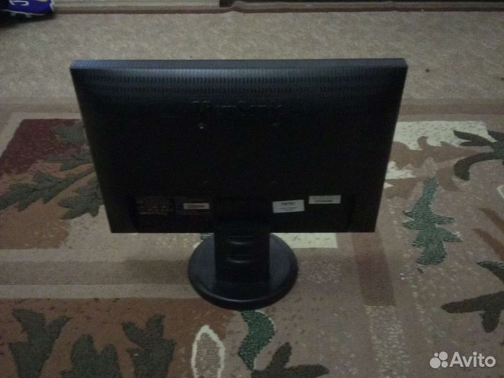 Монитор ViewSonic 19