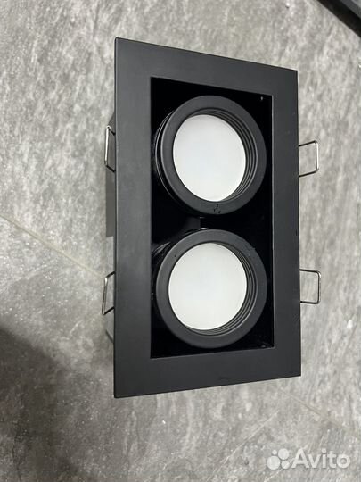 Точечные встраиваемые светильники