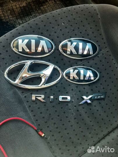 Значки kia rio Huidai