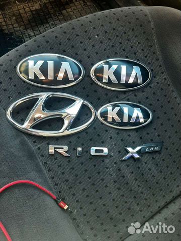 Значки kia rio Huidai