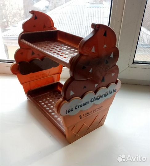 Полка пластиковая