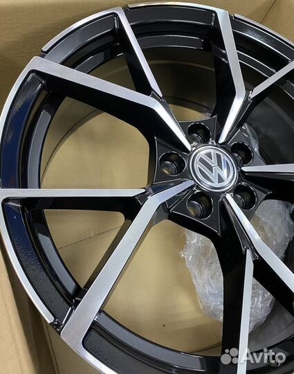 Новые диски R19 Volkswagen Golf GT