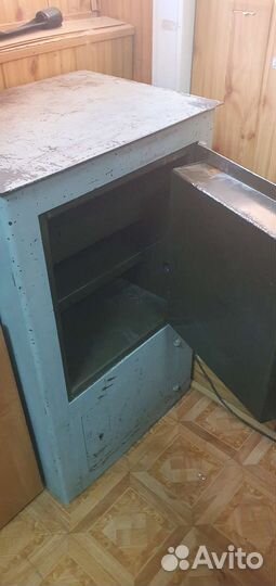 Сейф металлический бу