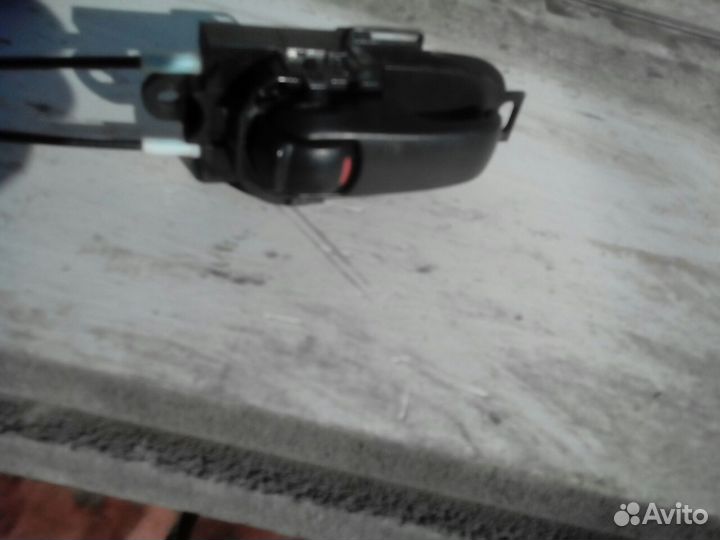 Замок двери Nissan Note