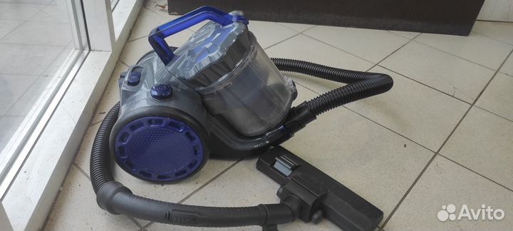 Пылесос с контейнером для пыли Winia RSH-310GBW