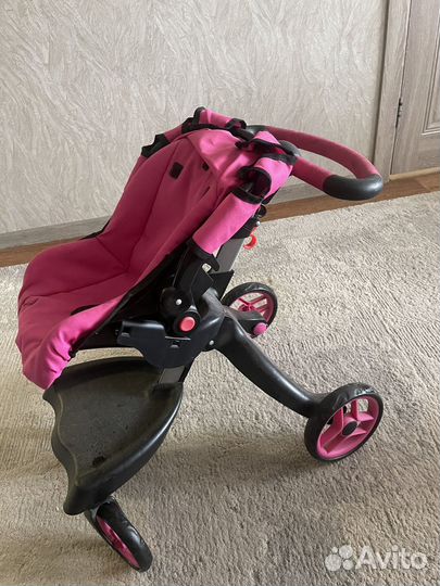 Игрушечная коляска