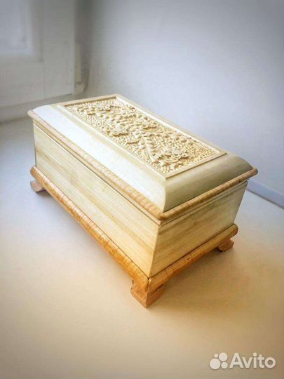 Шкатулка деревянная ручной работы