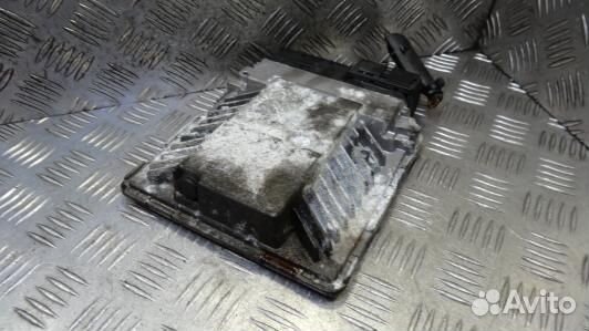 Блок управления двс volkswagen passat B6 (96Y03PC0