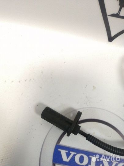 Датчик ABS передний левый Volvo XC90 2003-2014